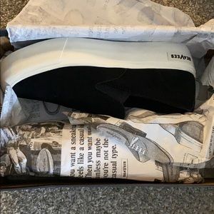 Brand new Seavees platform sneakers. Slip on.